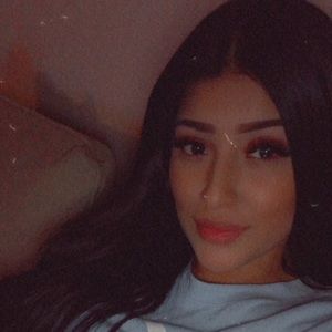 Meet your Posher, Lorena